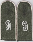 German Army Gross Deutschland Infantry Shoulder boards.jpg